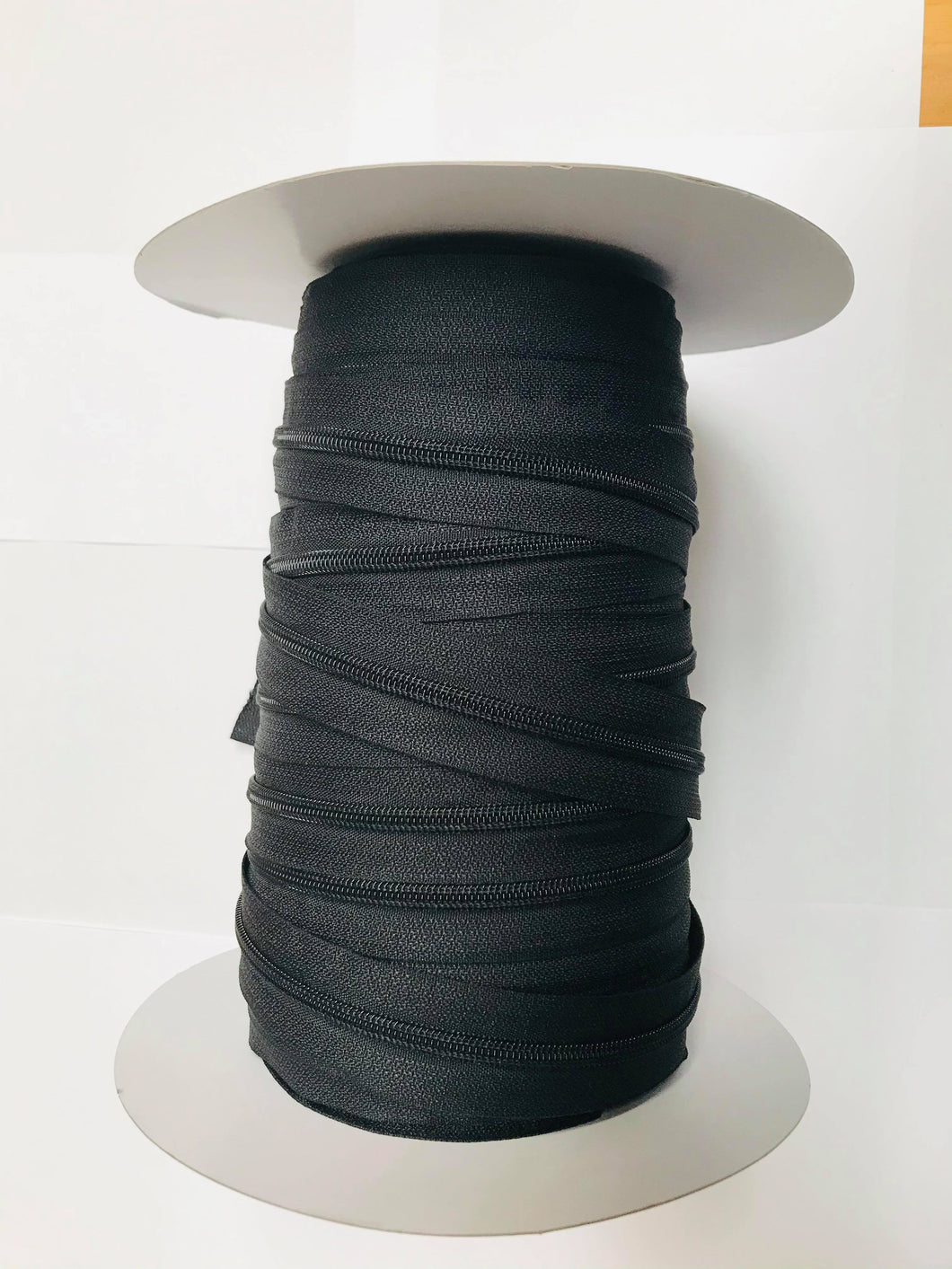 Our black quality continuous zip is Ideal for all of your upholstery and sewing needs.    No 5 Heavyweight zip is ideal for caravan, boat and campers.  