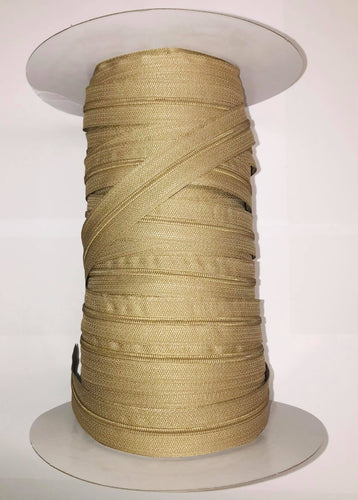 Our beige quality continuous zip is Ideal for all of your upholstery and sewing needs.    No 5 Heavyweight zip is ideal for caravan, boat and campers. 
